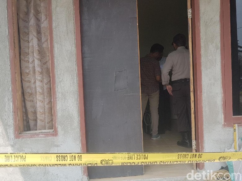 Anak Korban Pembunuhan Sekeluarga di Serang Diduga Tewas Diinjak Anak Korban Pembunuhan Sekeluarga di Serang Diduga Tewas Diinjak