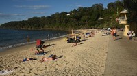 Pemkot Noosa berencana membatasi jumlah turis. Mereka ingin lebih banyak wisatawan asing daripada wisatawan lokal Aussie (iStock) 