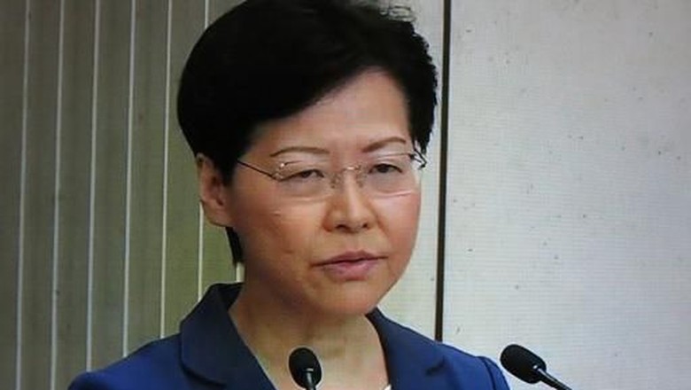 Pemimpin Hong Kong Dicecar Sengit Wartawan Saat Konferensi Pers Pemimpin Hong Kong Dicecar Sengit Wartawan Saat Konferensi Pers