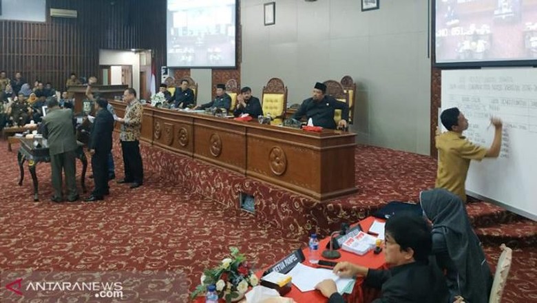 Politikus NasDem Dedy Black Menangi Pemilihan Wagub Bengkulu Politikus NasDem Dedy Black Menangi Pemilihan Wagub Bengkulu