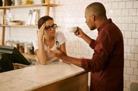 Dear Pembeli, 4 Sikap Menyebalkan Ini Tak Disukai Para Barista Lho 