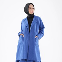 Hijabers yang mencari blazer tertutup dapat mencari pilihannya di situs Hijup. Maura Blazer yang disediakan dalam berbagai warna ini seharga Rp 225 ribu. Foto: Hijup