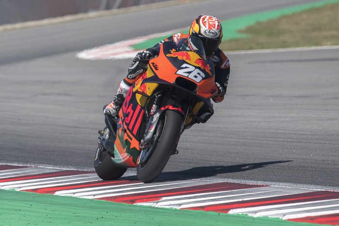 BARCELONA, SPAIN - JUNE 17: Dani Pedrosa of Spain and Red Bull KTM Factory Racing heads down a straight during the MotoGp Tests at Circuit de Barcelona-Catalunya on June 17, 2019 in Barcelona, Spain. (Photo by Mirco Lazzari gp/Getty Images)