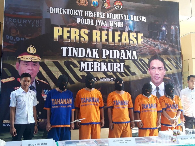 Polisi Ungkap Tambang Merkuri Ilegal di Sidoarjo, 5 Pelaku Ditangkap Polisi Ungkap Tambang Merkuri Ilegal di Sidoarjo, 5 Pelaku Ditangkap