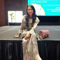 Kepada Harpers Bazaar Malaysia, Nadia mengaku bahwa dia punya banyak koleksi tas, sepatu dan baju yang bahkan hanya dipakai sekali. Wanita yang memiliki bisnis kuliner tampaknya hobi belanja. Menengok dari Instagramnya, Nadia tampaknya mengoleksi tas Chanel, Dior, Balenciaga hingga Hermes.  Foto: dok. Instagram @nadianasimuddin