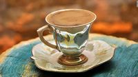Pencinta Kopi, Wanita Ini Koleksi 3.000 Cangkir Kopi