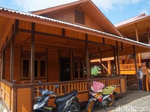Foto: Melihat Uniknya Rumah Panggung Manado