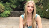 Wah, kira-kira dibuat lagu nggak ya sama Matt Bellamy? Dok. Instagram/elloelle