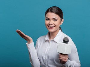 4 Teks MC Pembawa Acara 17 Agustus HUT ke-78 RI Lengkap dengan Susunan Acara