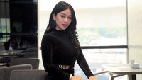 Usai putus dan ditinggal nikah oleh Aura Kasih, Glenn dikabarkan dekat dengan Mutia. Dok. Instagram/mutia_ayuu
