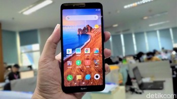 9. Xiaomi Redmi 7A menguasai 1,2% market share. Foto: Adi Fida Rahman