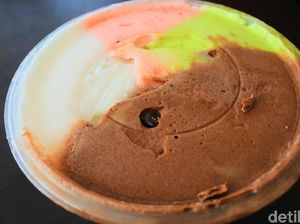 Segar Manis Alami Es Krim Jadul Ada di 5 Tempat Ini