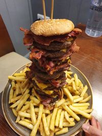 Resto Ini Siap Bayar Nisan Bagi Pengunjung yang Tewas Saat Tantangan Burger