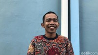 Dede Sunandar juga dulu punya profesi yang hampir sama dengan Ruben Onsu sebelum terkenal. Foto: Hanif/detikHOT