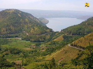 Libur Lebaran, Samosir Diserbu Wisatawan hingga Hotel-Homestay Penuh
