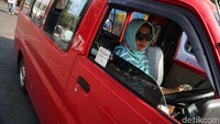 Selain itu, untuk kendaraan pribadi ia menyebut belum ada aturan yang mengikat untuk kendaraan pribadi tidak seperti kendaraan umum.