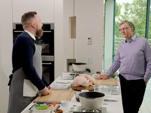 Doyan Cheeseburger, Bill Gates Akui Makanan Favoritnya Picu Bencana Iklim