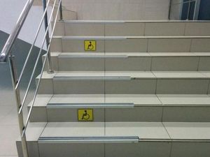 Duh, Deretan Fasilitas Untuk Disabilitas Ini Kok Begini?