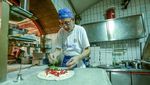 Mencicipi Pizza Klasik di Gerai Pizza Pertama Dunia yang Ada Sejak 1738