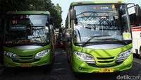 Pasalnya dua rute baru tersebut bakal mengurangi penumpang angkutan kota.