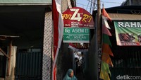 Gang-gang sempit ikut dihias agar terlihat lebih indah dan bebas dari kesan kumuh.