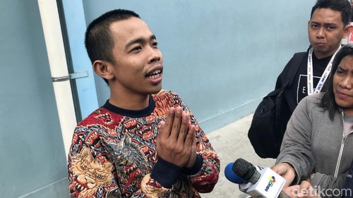 Dede Sunandar saat ditemui di studio Trans TV.