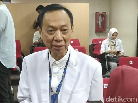 Ketua Tim Dokter Kembar Siam, dr Agus Harianto/