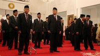 Tokoh yang mendapat penyematan Bintang Mahaputera Utama antara lain Ketua Mahkamah Agung 2009-2012 Harifin Andi Tumpa, Ketua Badan Pemeriksa Keuangan Moermahadi Soerja Djanegara, Ketua BPK 2009-2014 Hadi Poernomo, dan Ketua BPK 2014-2017 Harry Azhar Aziz.