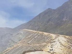 Petualangan Luar Biasa ke Gunung Ijen