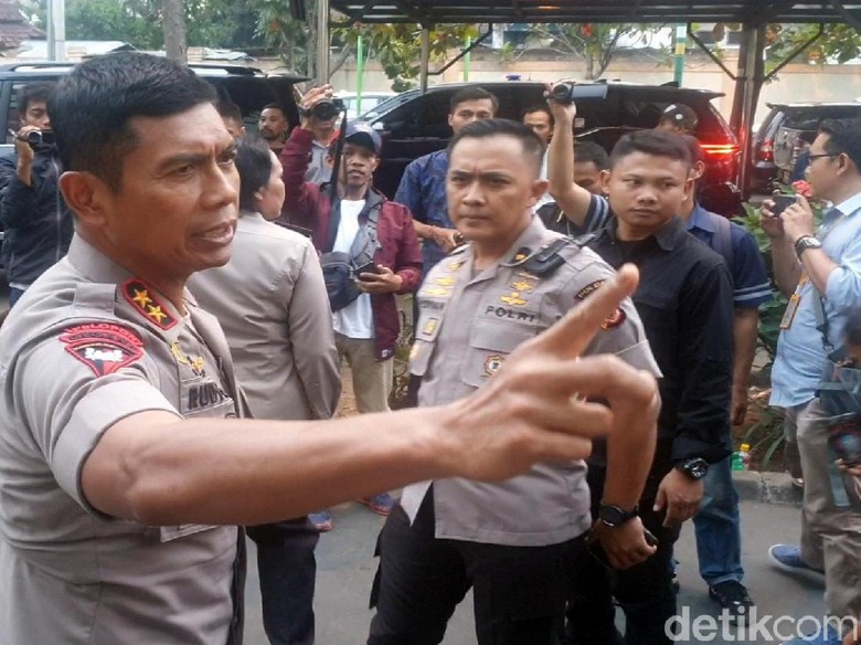 Kapolda Beri Jaminan Perlindungan Warga Papua di Jawa Barat Kapolda Beri Jaminan Perlindungan Warga Papua di Jawa Barat