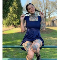 Model Instagram Heidi Lavon populer dengan tubuhnya yang penuh tato. Ia meraup keuntungan hingga Rp 1,7 miliar pertahun dari posting foto di media sosial. Foto: dok. Instagram