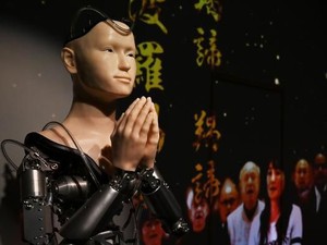 Di Jepang Ada Pendeta Buddha dari Robot Bisa Berkhotbah dan Berdoa