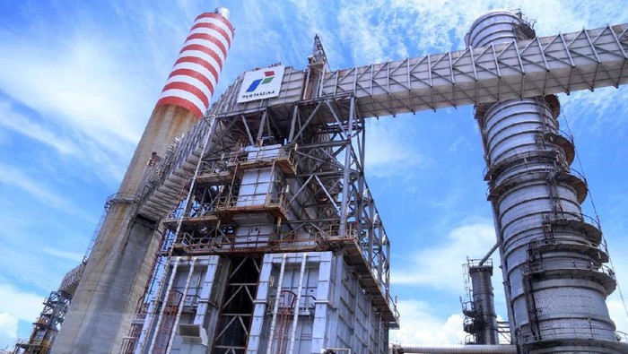 Kebakaran terjadi di area kilang Pertamina di Balikpapan, Kalimantan Timur, sekitar pukul 09.30 WITA. Yuk lihat kondisi terkininya.