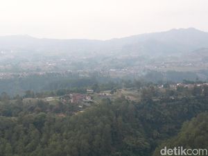 Siang Mencekam Kala 4 Mahasiswa Terjebak di Tebing Keraton
