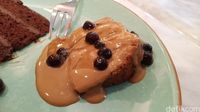 Santai Sore Makin Lengkap dengan Teh Hangat Plus Kue Cubit Boba