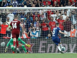 Chelsea menyamakan kedudukan menjadi 2-2 di menit ke-101 lewat titik putih. Gol itu dicetak oleh Jorginho.