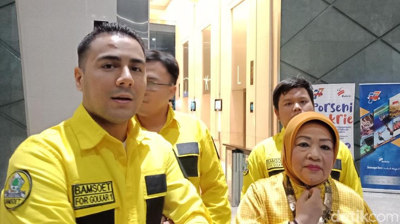 Kader Muda Gokar Minta Ical Desak DPP Gelar Rapat Pleno Kader Muda Gokar Minta Ical Desak DPP Gelar Rapat Pleno