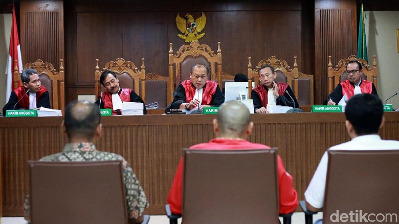 Pejabat Kemenpora Hadapi Vonis Suap Dana Hibah Hari Ini Pejabat Kemenpora Hadapi Vonis Suap Dana Hibah Hari Ini