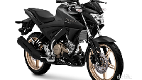 Khusus untuk All New Vixion warna Matte Black, Casting Wheel (velg) pada motor menggunakan kelir emas (gold), sama dengan yang dikenakan oleh NMAX pada varian warna yang sejenis. Foto: Yamaha