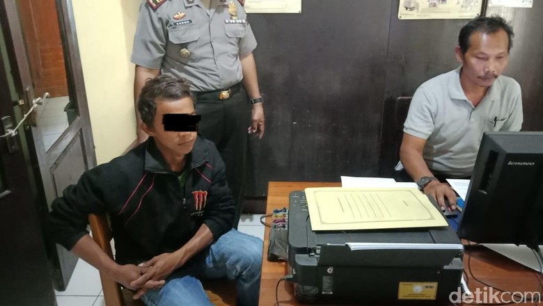 Kenalan di Facebook, Pria Wonogiri Ini Bawa Kabur Siswi SMP Kenalan di Facebook, Pria Wonogiri Ini Bawa Kabur Siswi SMP