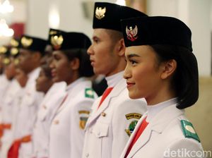 Tim Paskibraka Istana Dapat Tabungan Emas Rp 189 Juta