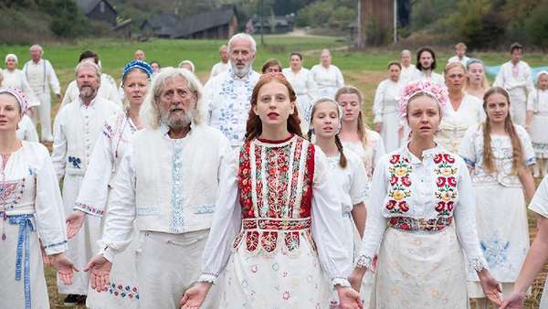 Midsommar, saat Horor Terang-terangan Midsommar, saat Horor Terang-terangan