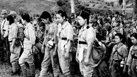 Bom atom yang jatuh di Hiroshima dan Nagasaki tak hanya membawa kerusakan yang besar. Ratusan ribu orang tewas akibat kejadian tersebut. Tak berselang usai dua peristiwa mematikan itu, Jepang menyerah kepada Sekutu pada 15 Agustus 1945. Dave Davis/Fox Photos/Getty Images.