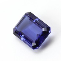 Pilih Tanzanite yang berwarna biru? Kamu punya aura sensualitas yang tinggi, bersemangat dan berinting kuat. Foto: iStock