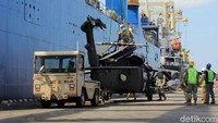 Kedatangan kapal Kapal Ocean Jazz tersebut merupakan salah satu dari serangkaian persiapan kegiatan Latihan bersama TNI AD dengan US Army yang akan diselenggarakan di Karangtekok Asembagus.