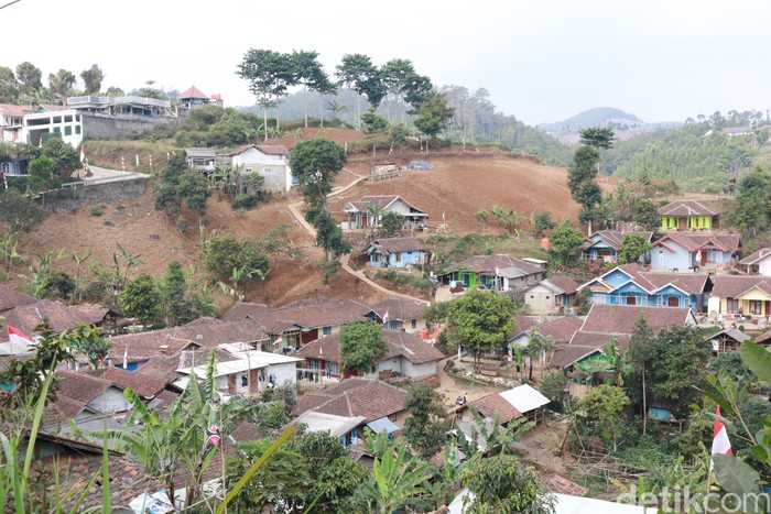 Desa Ciburial