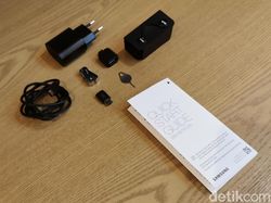 Unboxing Samsung Galaxy Note 10+