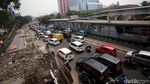 Duh, Proyek Revitalisasi Trotoar Salemba Bikin Macet Lalu Lintas