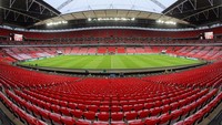 Traveler yang ingin mengenal dan melihat Stadium Wembley dari dekat bisa mengikuti program tur. Kamu akan diajak berkeliling melihat tempat olahraga dan pertunjukan musik terbesar di Inggris. (dok Wembley Stadium)