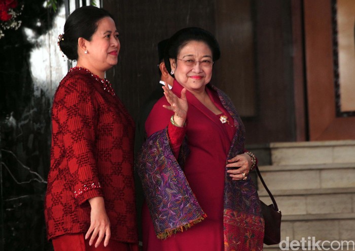 MPR menggelar sidang tahunan hari ini. Presiden ke-5 Megawati Soekarnoputri, Wakil Presiden terpilih Maruf Amin dan menteri kabinet Jokowi hadir.